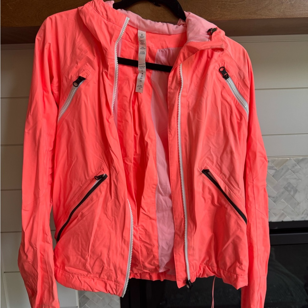 Lululemon Athletica Pink Rain Jacket Water-Resistant